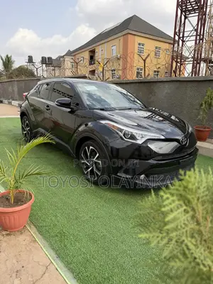 Toyota C-HR XLE FWD Sport Utility (2.0L 4cyl 2AM) 2018 Black