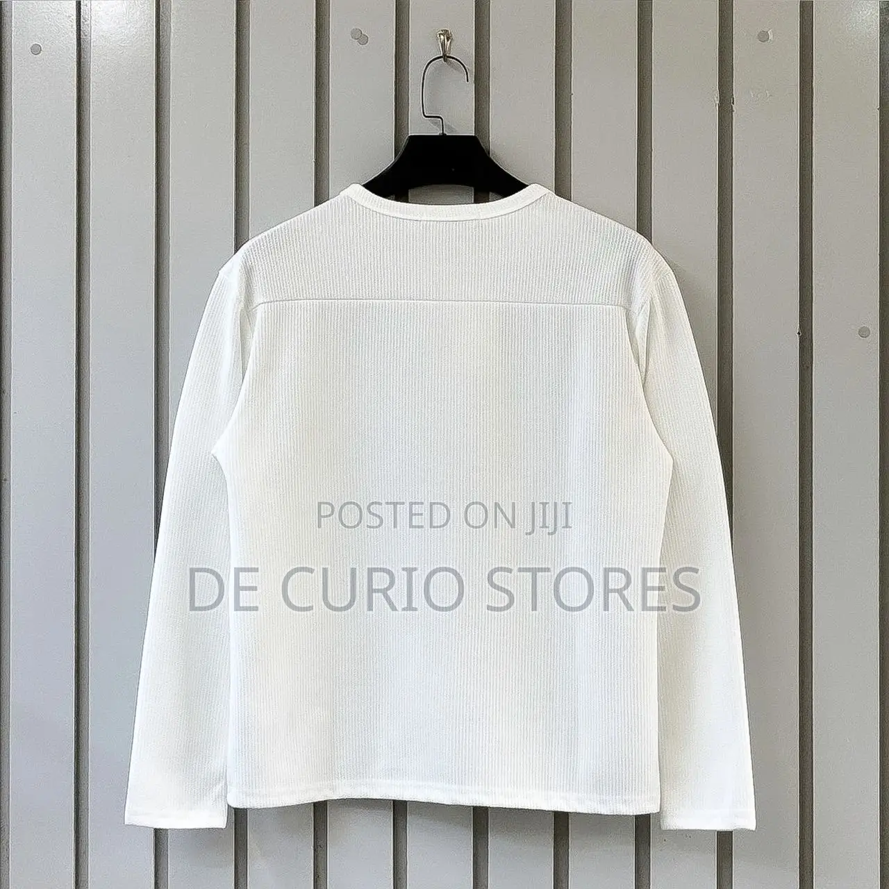 Textured Longsleeve With Shoulder Zippers