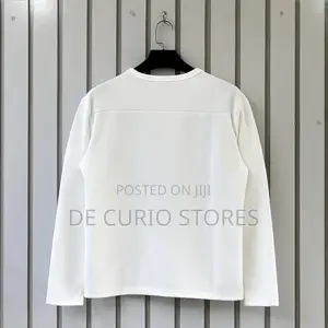 Textured Longsleeve With Shoulder Zippers