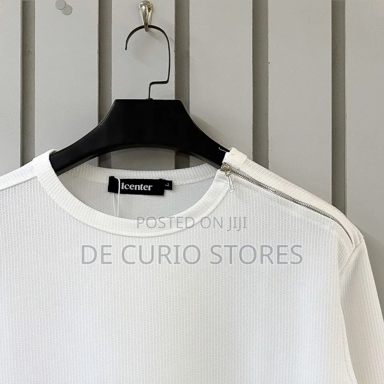 Textured Longsleeve With Shoulder Zippers