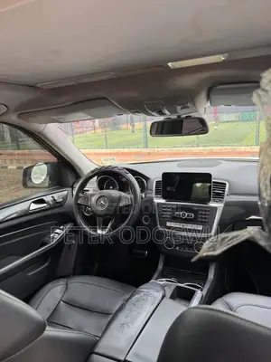 Mercedes-Benz GLE-Class 2016 White