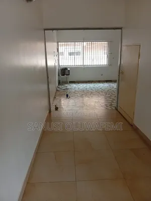 4bdrm Duplex in Allen Avenue for rent