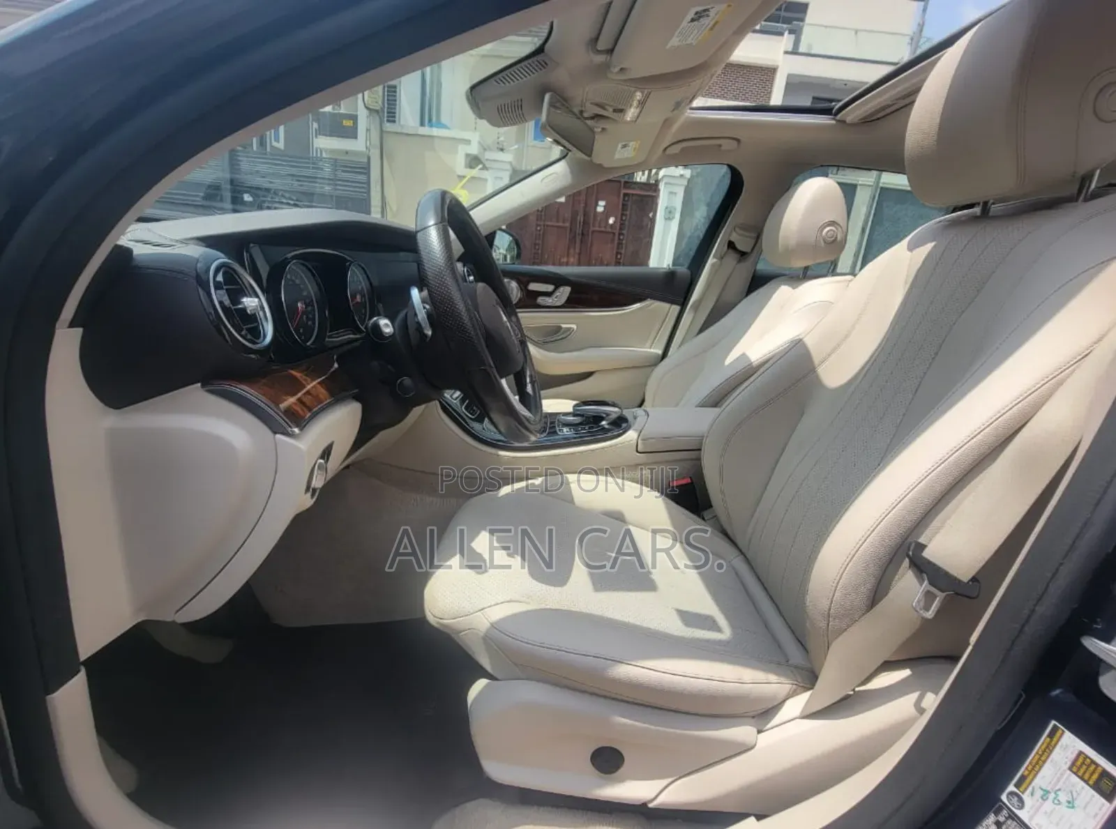 Mercedes-Benz E300 2018 Blue
