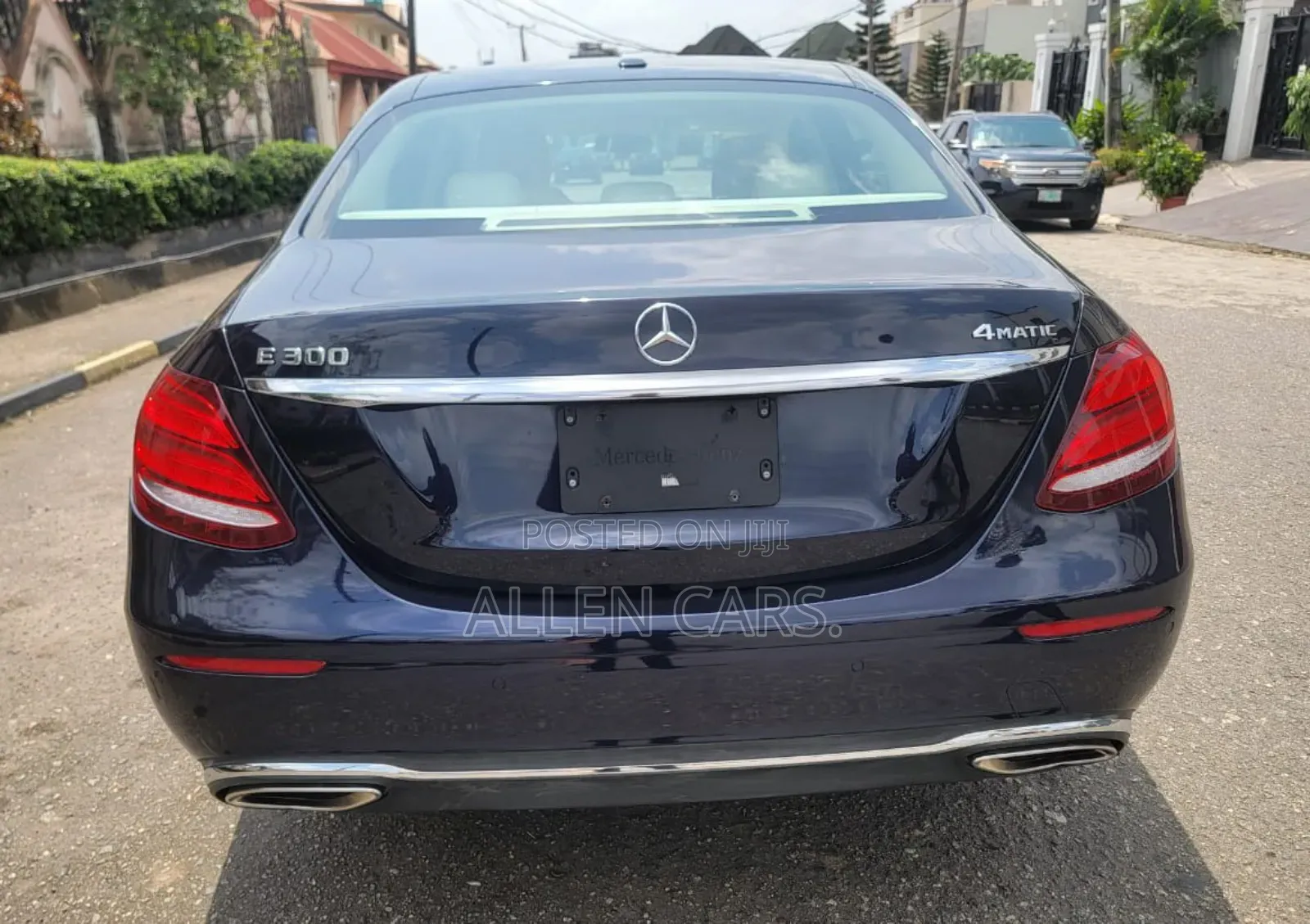Mercedes-Benz E300 2018 Blue