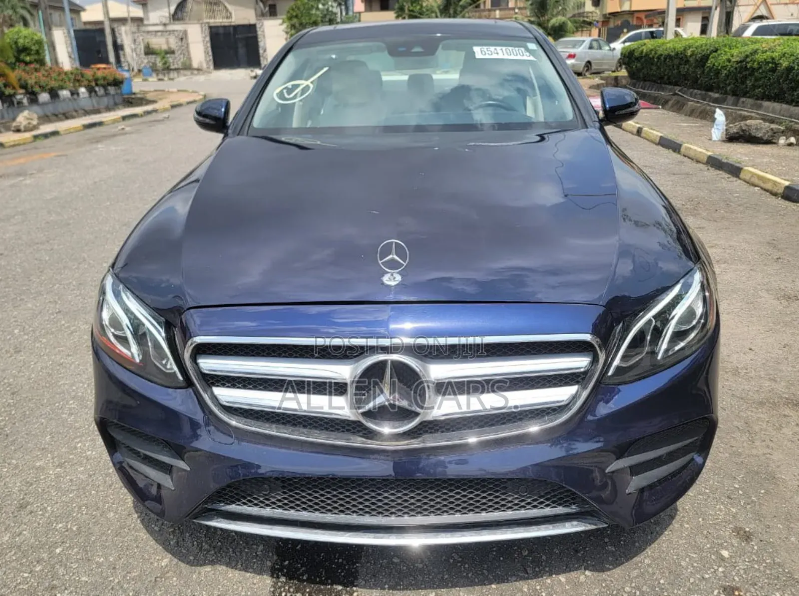 Mercedes-Benz E300 2018 Blue