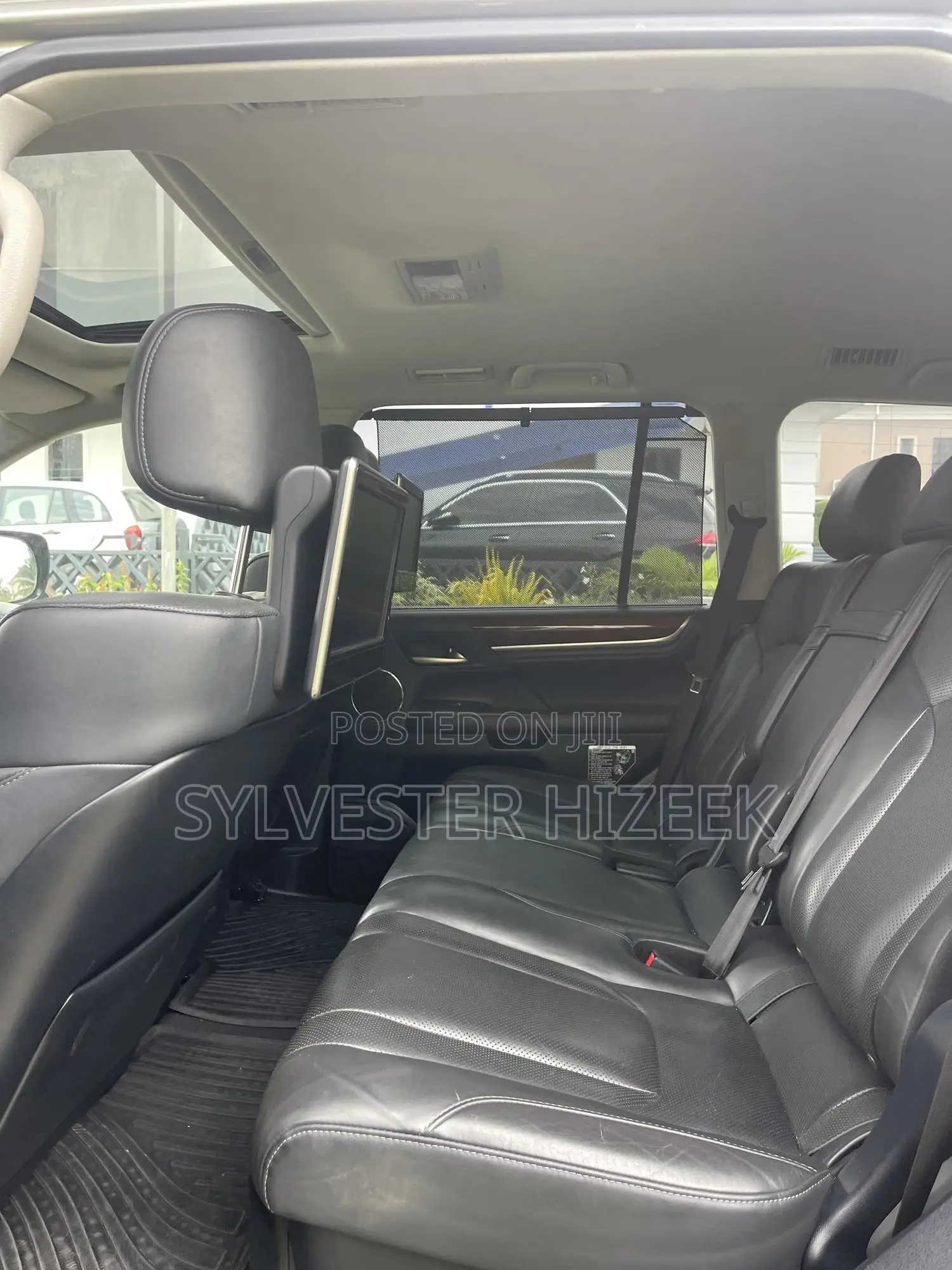 Lexus LX 2021 Gray