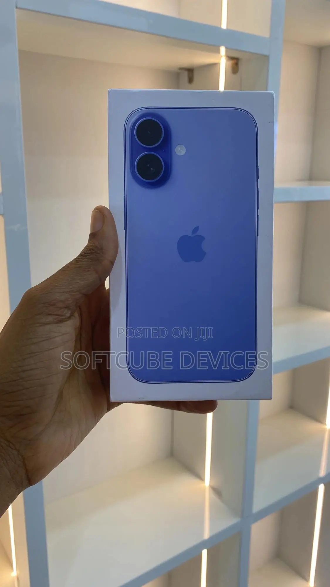 New Apple iPhone 16 128 GB Blue