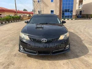 Toyota Camry SE 4dr Sedan (2.5L 4cyl 6A) 2013 Black