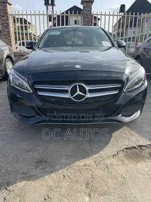 Mercedes-Benz C300 2015 Black