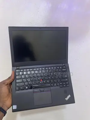 Laptop Lenovo ThinkPad X260 8GB Intel Core i7 SSD 512GB