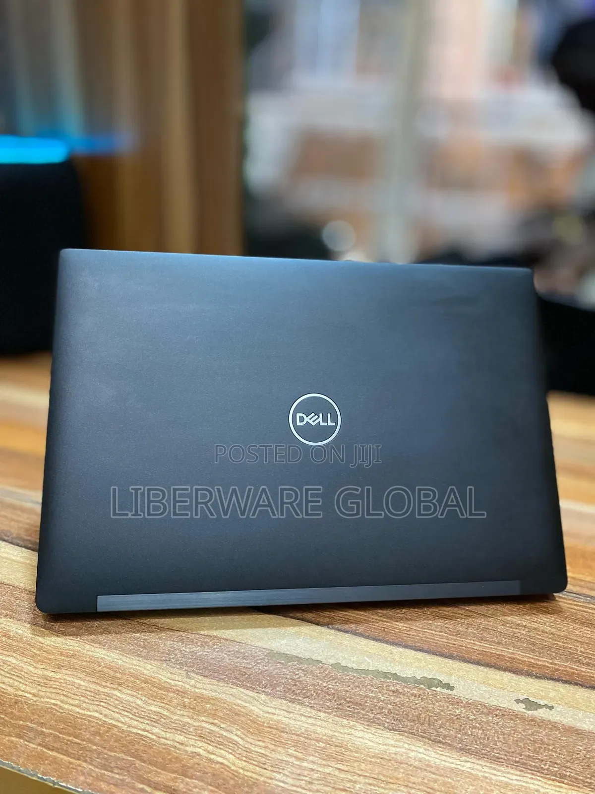 Laptop Dell Latitude 7390 8GB Intel Core i5 SSD 256GB