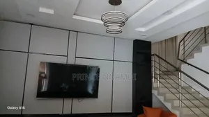 4bdrm Duplex in Tulip Estate Chevron for sale