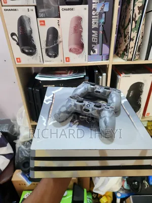 Neatly Used Ps4 Pro Plus Free Games
