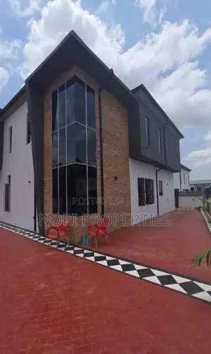 Furnished 4bdrm Duplex in Carlton Gate Estate, Akobo for sale