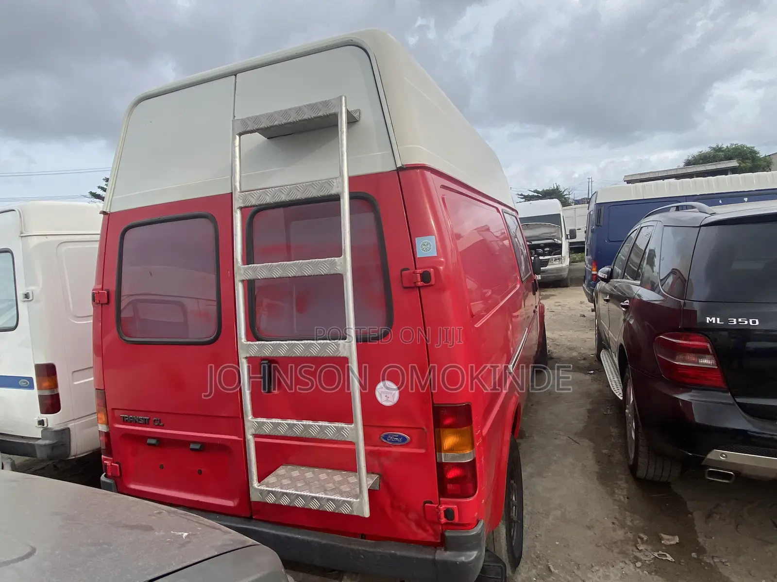 Ford Transit 2002 Red