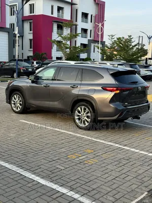Toyota Highlander Limited AWD 2020 Gray