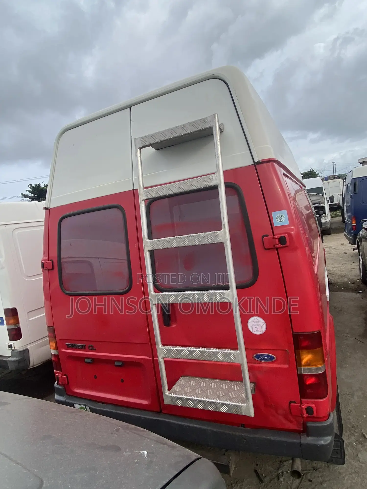 Ford Transit 2002 Red