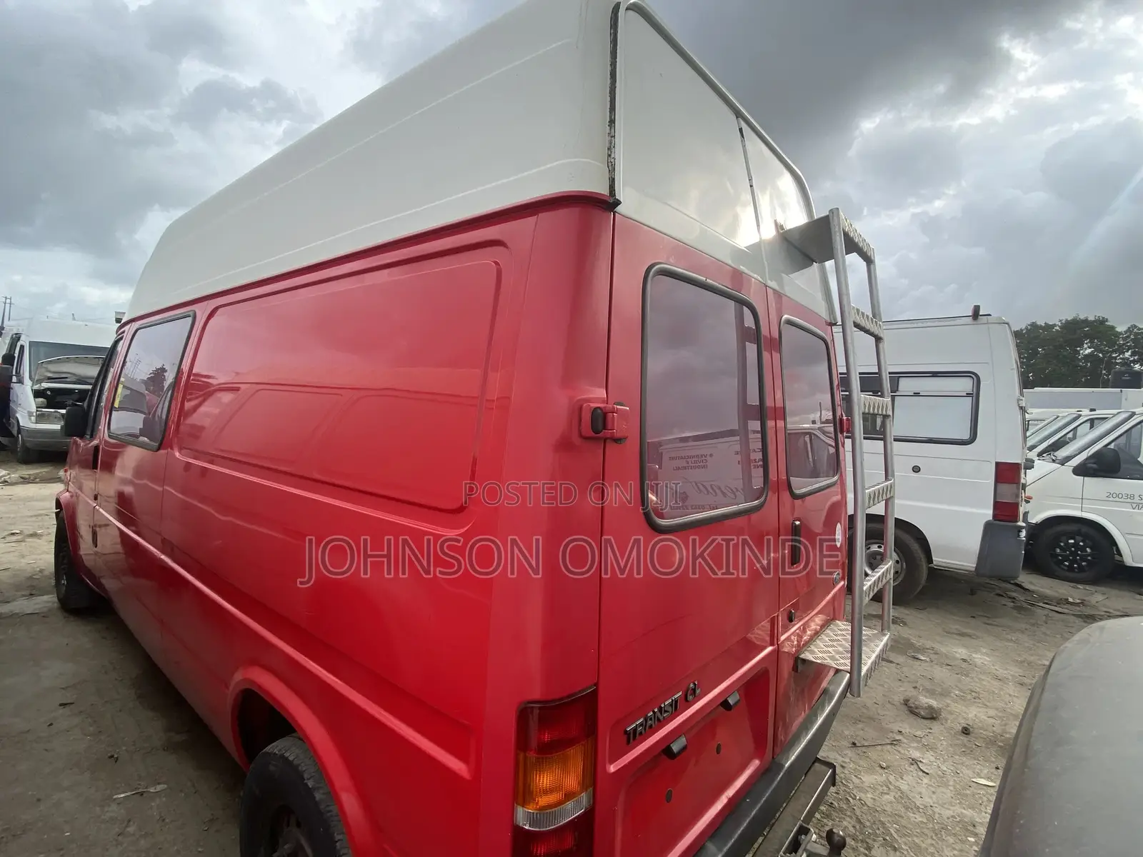 Ford Transit 2002 Red