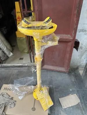 Emergency Eyewash Station Galvanized Type