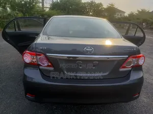 Toyota Corolla 2013 Gray