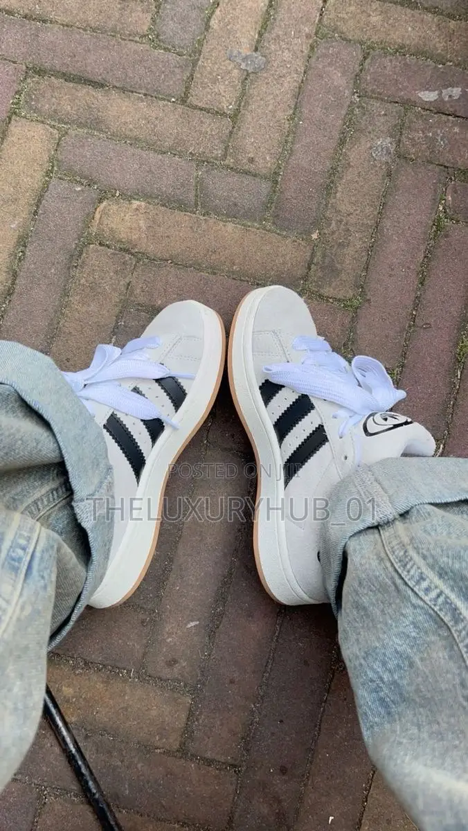 Trendy Adidas Campus Sneakers