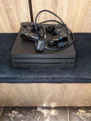Ps4pro 1tb 2pads Games Installed