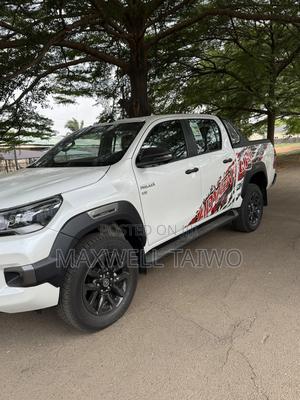 New Toyota Hilux 2025