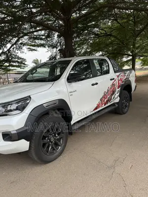 New Toyota Hilux 2025
