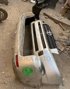 Toyota Rav4 Complete Front Bumper and Back Bumper 2006