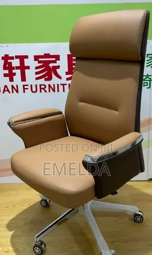 Special Executive Swivel Chair Available for Sale