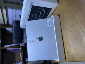 Laptop Apple MacBook Pro 2023 M3 14-inch 18GB Apple M3 Pro SSD 512GB