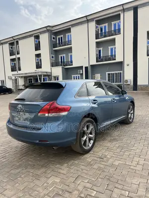 Toyota Venza 2011 Blue