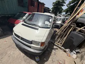 Volkswagen Transporter 2002 White