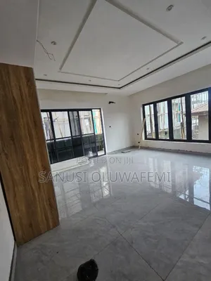4bdrm Duplex in LSDPC Maryland Estate for sale