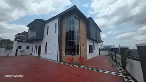 4bdrm Duplex in Akobo for sale