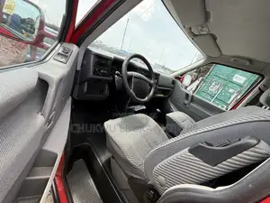 Volkswagen Transporter 2002 Red