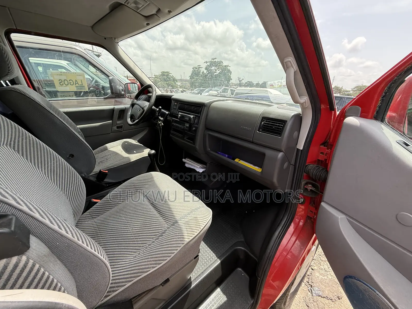 Volkswagen Transporter 2002 Red