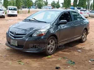 Toyota Yaris 2008 Gray