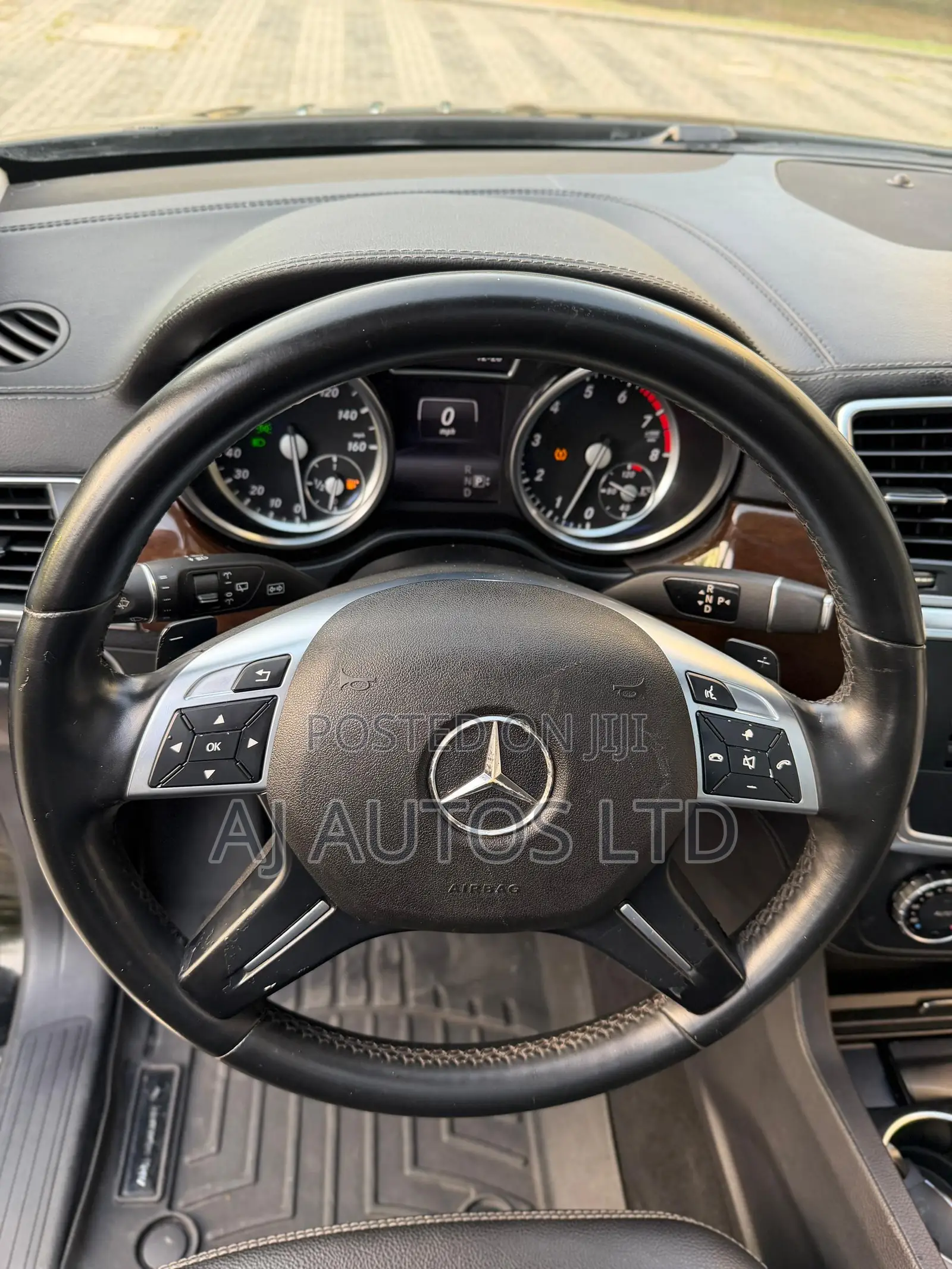 Mercedes-Benz M Class 2015 Black