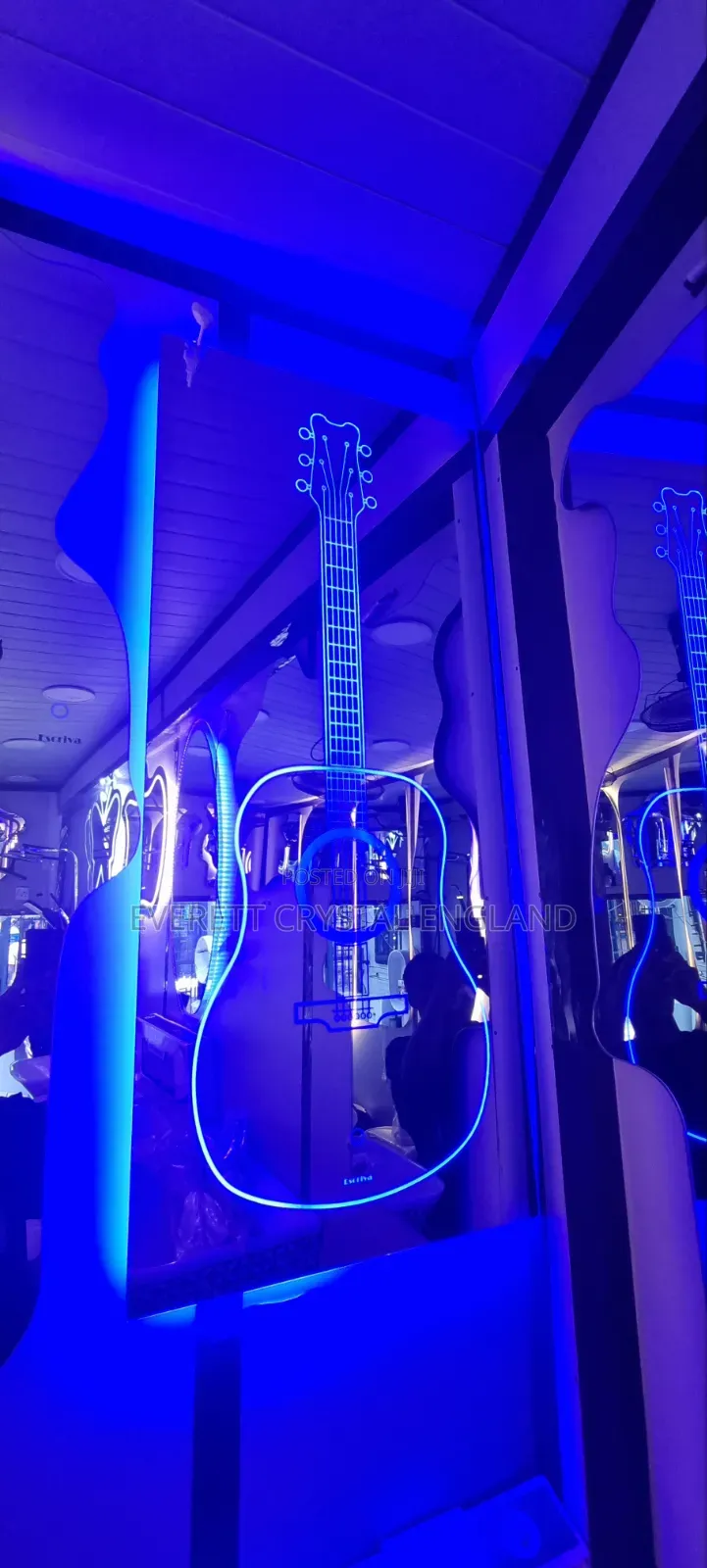 Guitar Led Mirror 3 Light