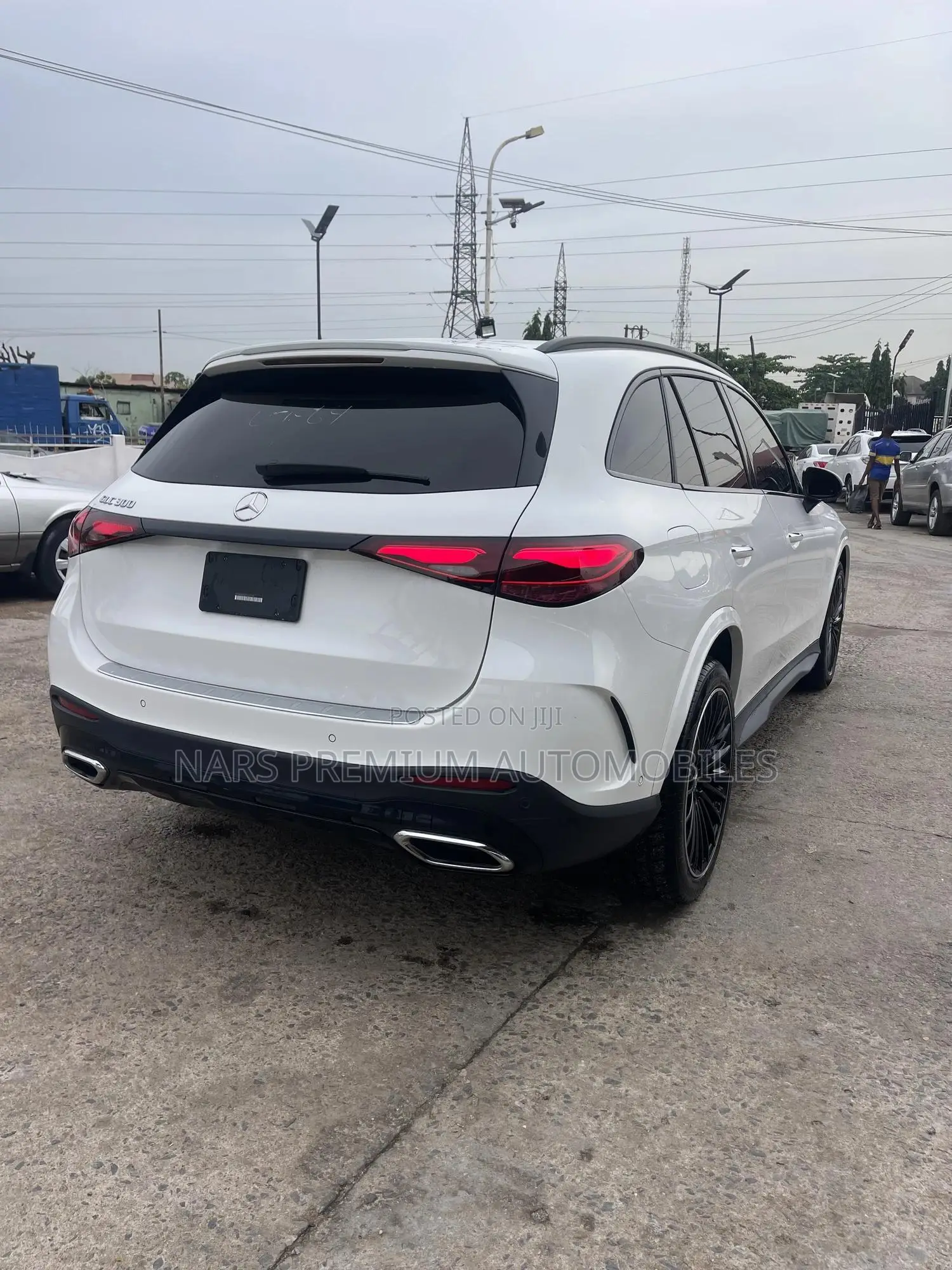 Mercedes-Benz GLC-Class GLC 300 2023 White