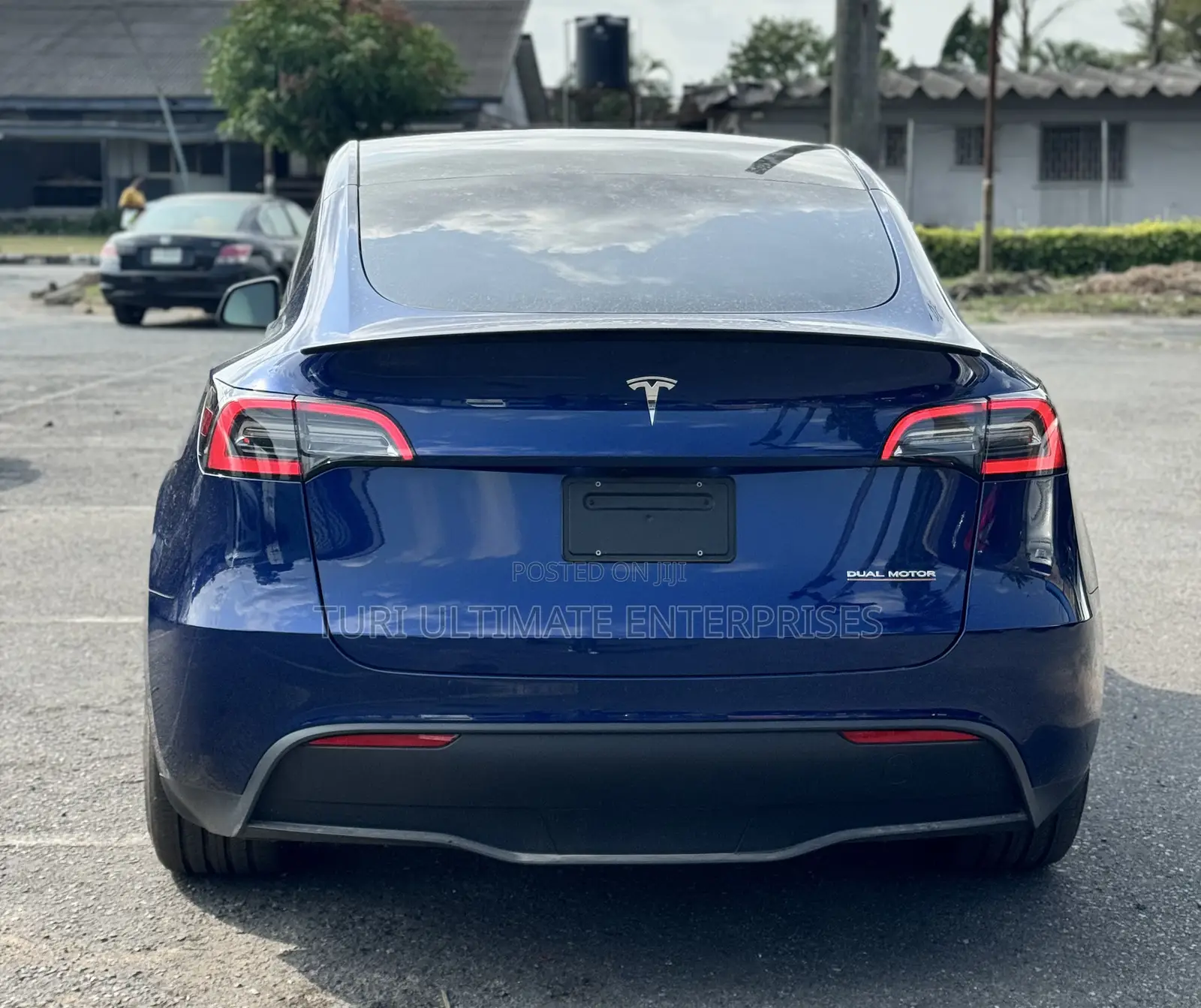 New Tesla Model Y Performance AWD 2024 Blue