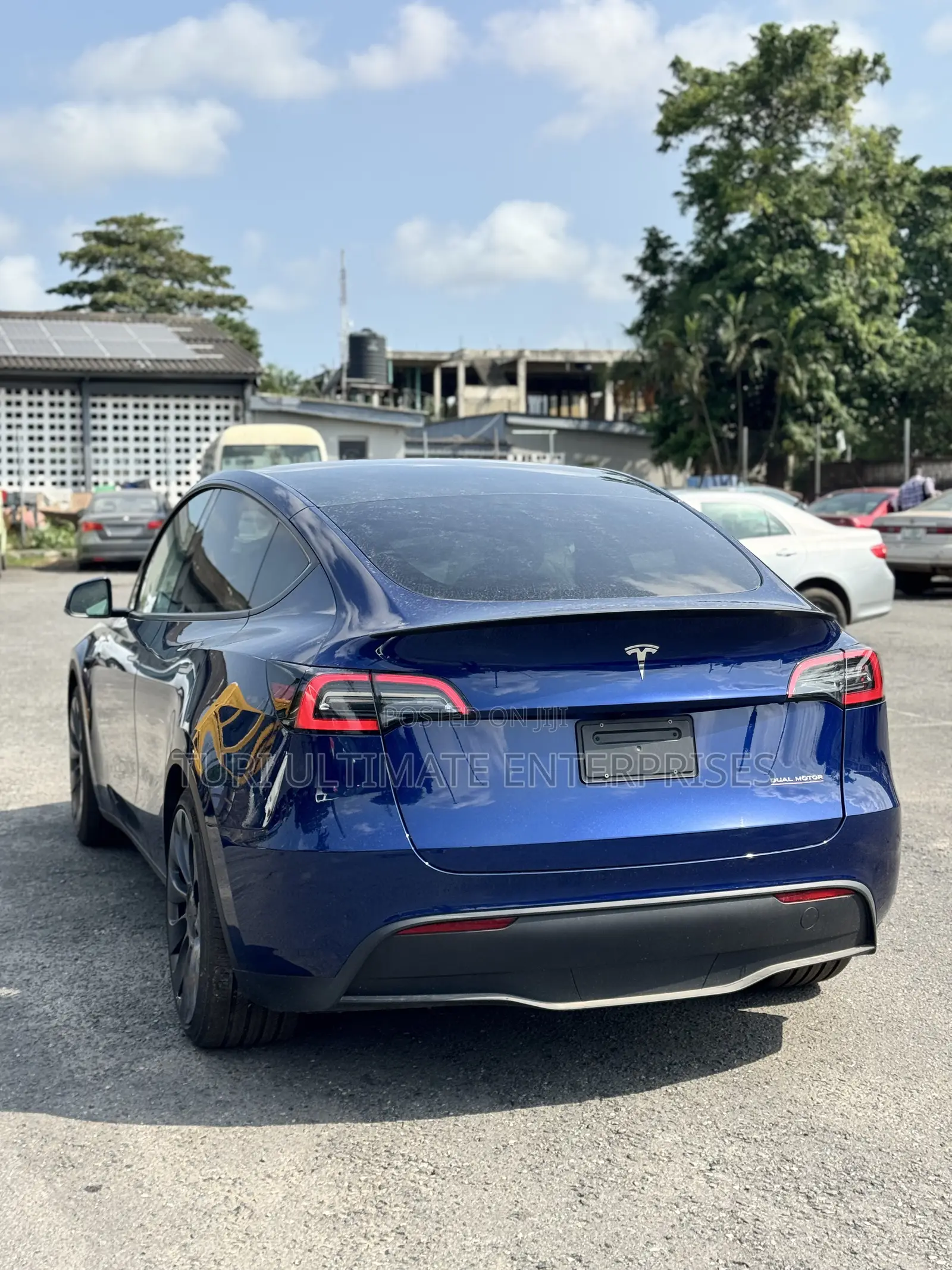 New Tesla Model Y Performance AWD 2024 Blue
