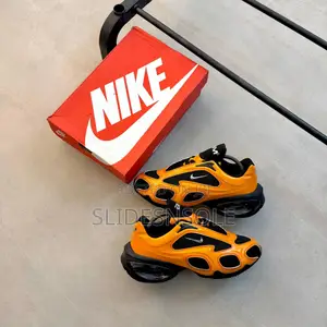 Nike Air Max SNDR "Canyon Gold"