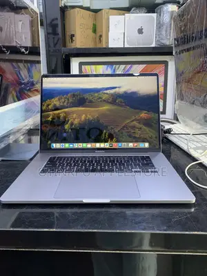 Laptop Apple MacBook Pro 2019 16GB Intel Core i7 SSD 512GB