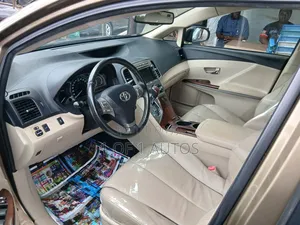 Toyota Venza V6 AWD 2010 Brown