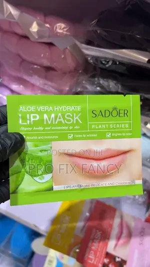 Moisturizing Lip Mask