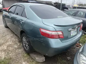 Toyota Camry XLE 4dr Sedan (2.4 4cyl 5A) 2008 Green