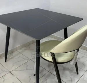 Comfortable Table With Chairs for Sale