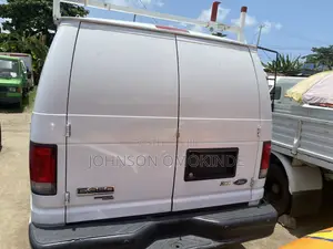 Ford E250 2014 White